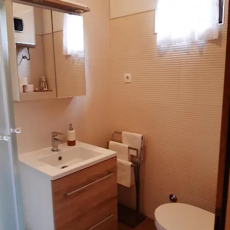 Apartman Margareta By El-pi Tours *