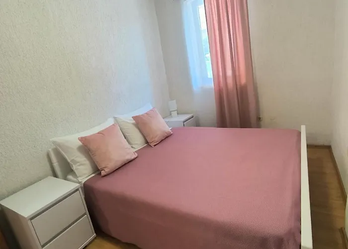Apartament Margareta By El-pi Tours *