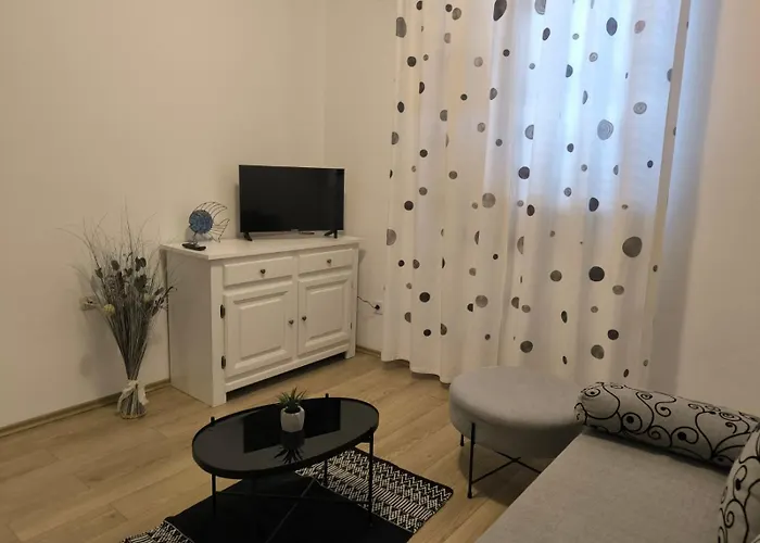 Margareta By El-pi Tours Apartament