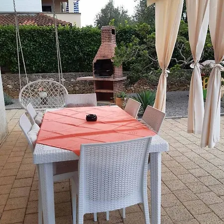 Appartamento Margareta By El-pi Tours Njivice