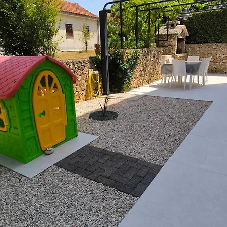 Margareta By El-pi Tours Διαμέρισμα *