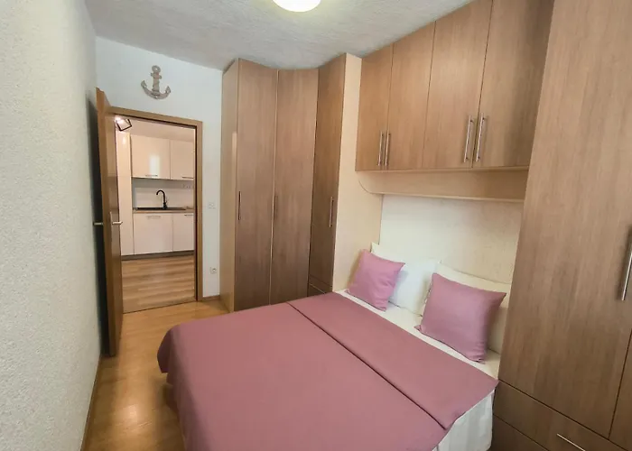 Margareta By El-pi Tours Apartamento Njivice